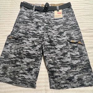 NWT Boys Size 18 Levi’s Cargo Shorts